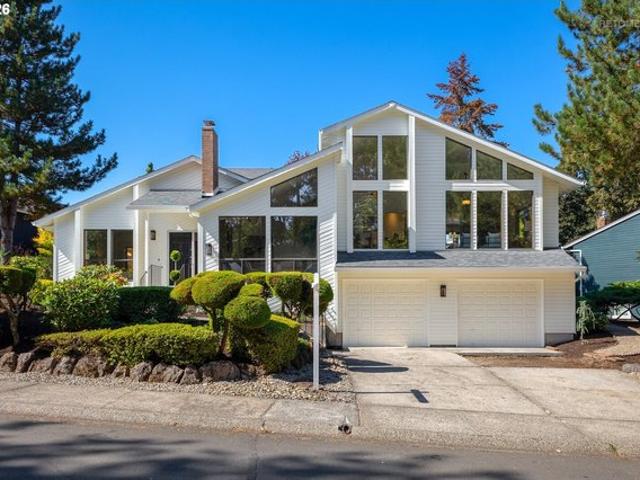 House for sale in Hidden Springs, West Linn