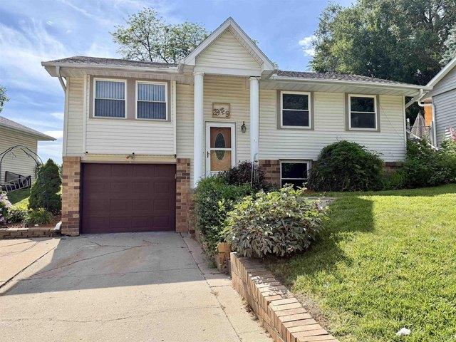 House for sale in Woodbury, Iowa