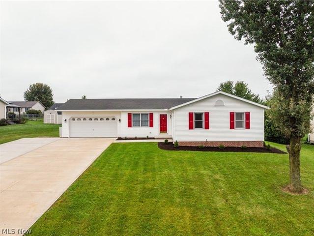 House for sale in Apple Creek, Wayne County