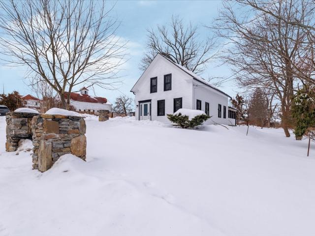 Property for sale in Sutton, Massachusetts