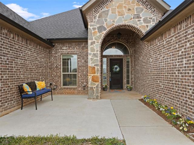 House for sale in Wise, Texas