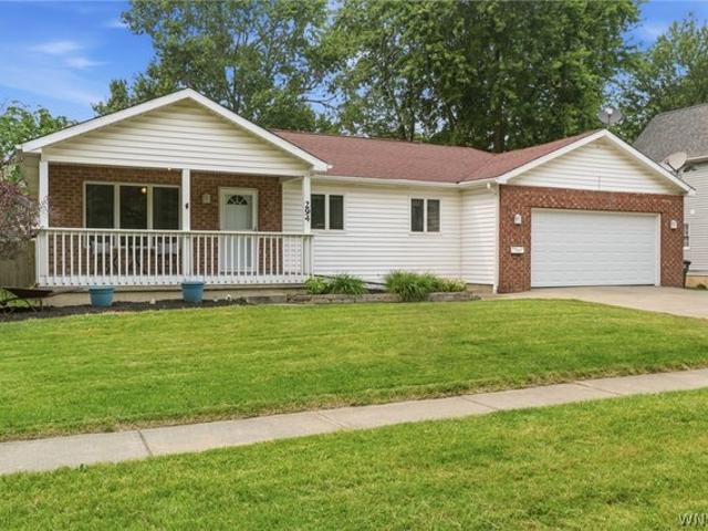 House for sale in Niagara, New York