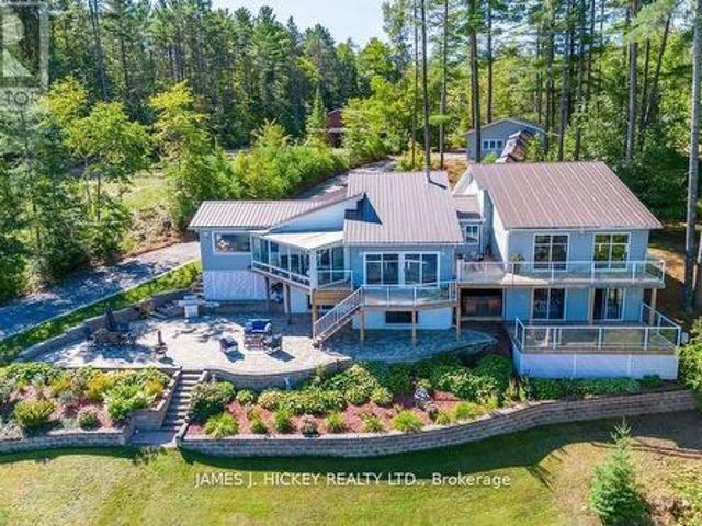 House for sale in Renfrew, Ontario