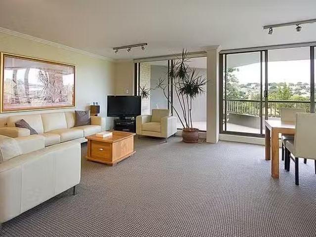 Apartment for rent in Edgecliff