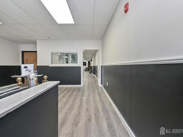 Commercial for sale in Roseville, Newark