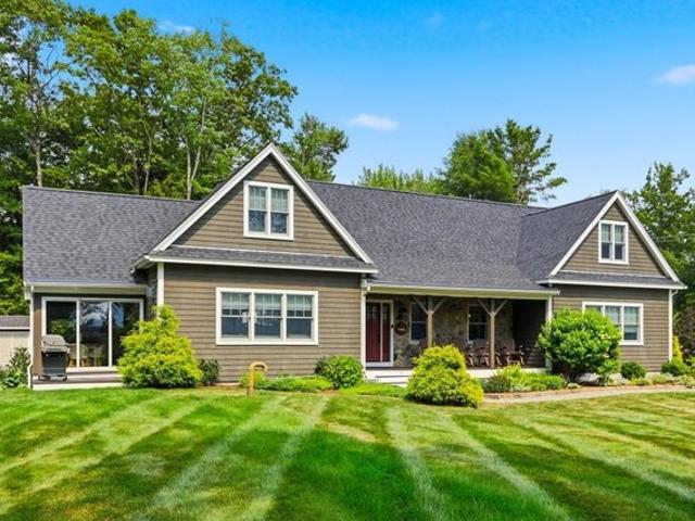 House for sale in New Hampshire
