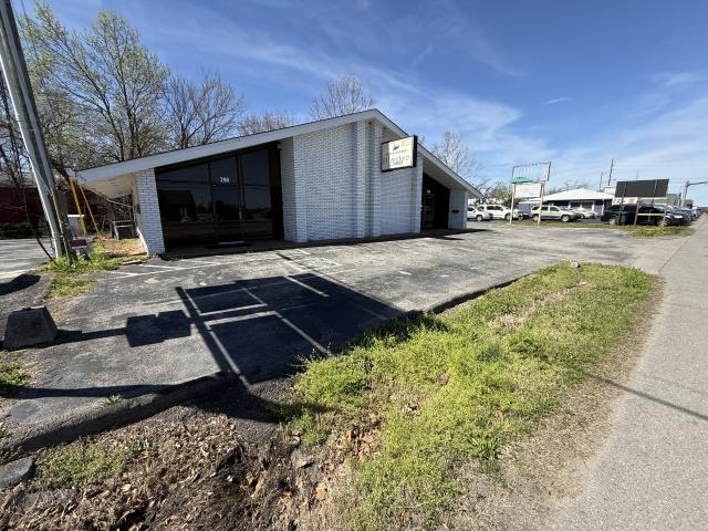 Commercial for sale in Tennessee