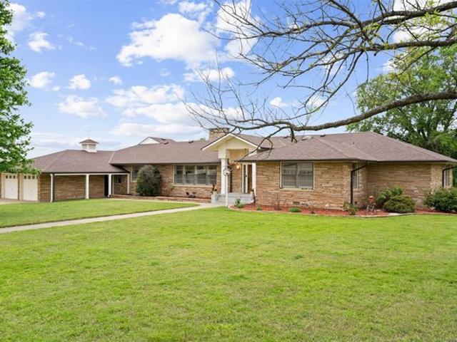 House for sale in Ochelata, Oklahoma