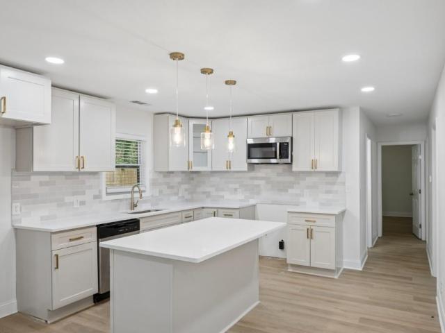 House for sale in North DeKalb, Scottdale