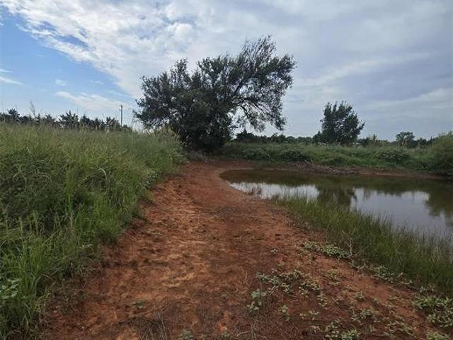 Land for sale in Guthrie, Logan County