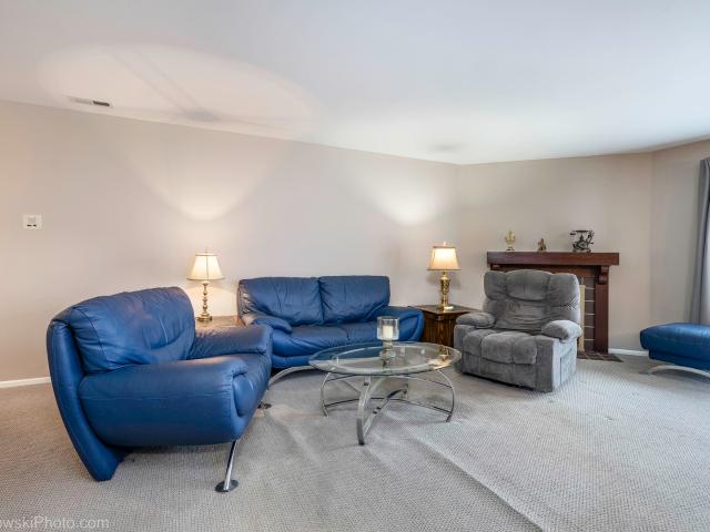 Condo for sale in Rolling Meadows, Illinois