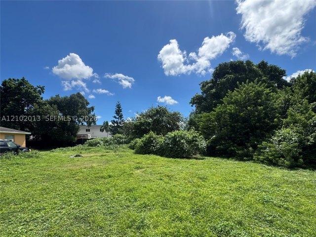 Land for sale in Brownsville, Miami