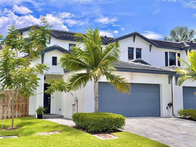 Townhouse for sale in Dania, Florida
