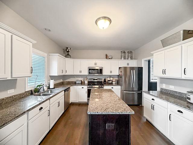 House for sale in New Lenox, Illinois