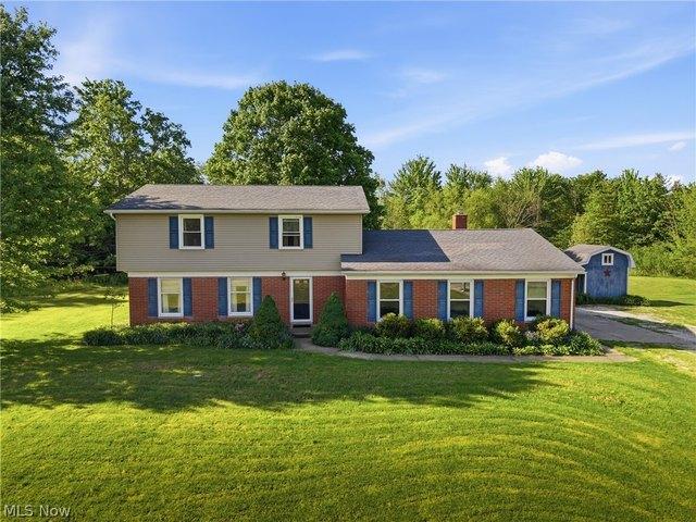 House for sale in Austinburg, Ohio
