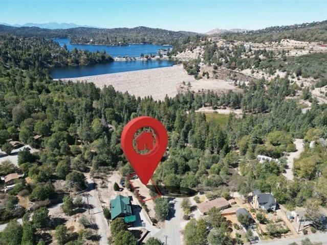 Land for sale in Cedar Glen, Lake Arrowhead