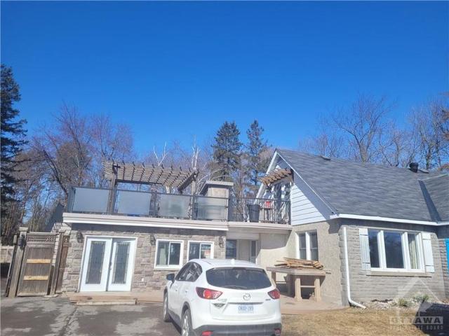 House for sale in Nepean