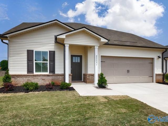 House for sale in Harvest, Alabama