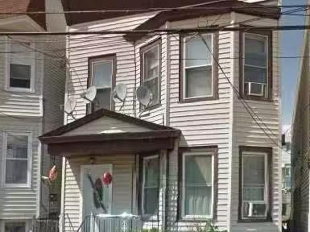 Condo for rent in Kearny