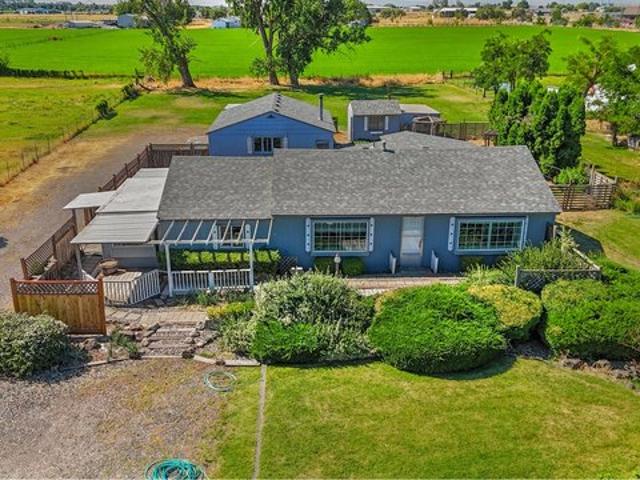 House for sale in Oregonia