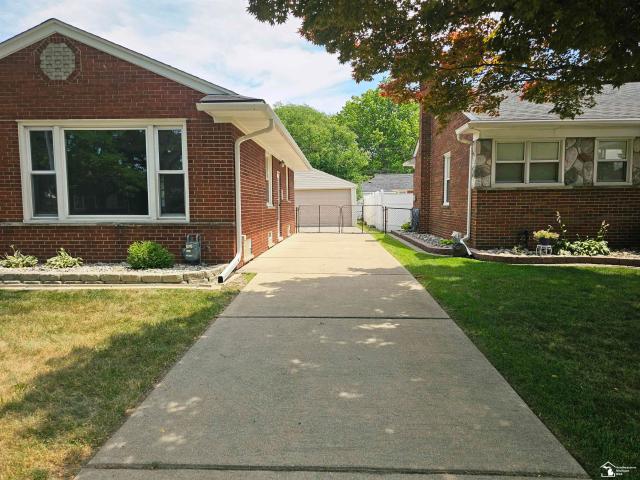House for sale in Trenton, Michigan