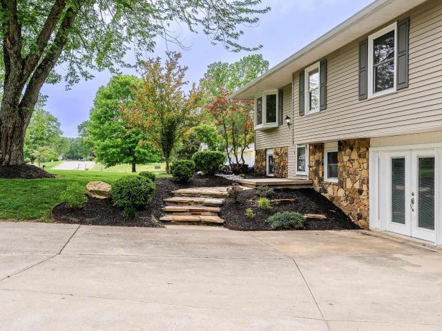 House for sale in Bloomington Of Minnesota, Indiana