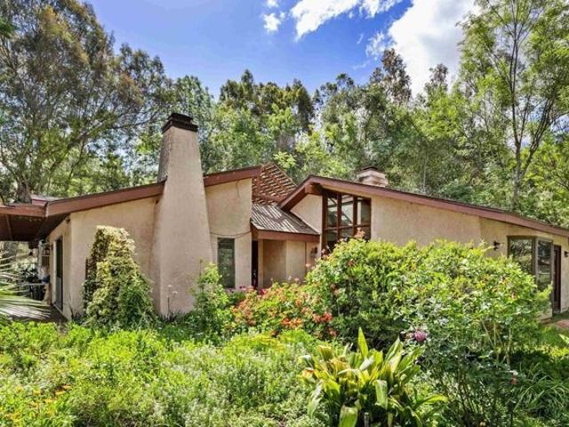 House for sale in Valley Center, California