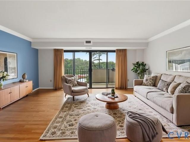 Condo for sale in Virginia