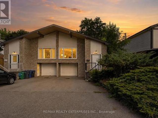 House for sale in Mississauga, Ontario