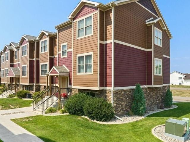 Townhouse for sale in Minot, North Dakota