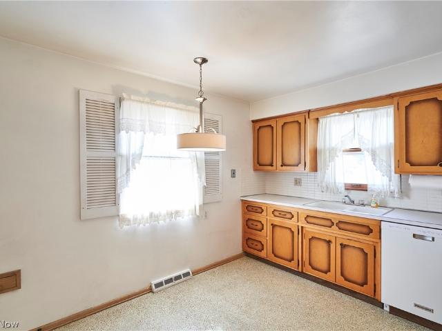 House for sale in Wickliffe, Ohio