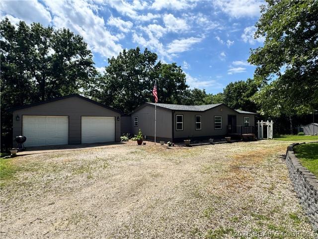 House for sale in Gravois Mills, Missouri