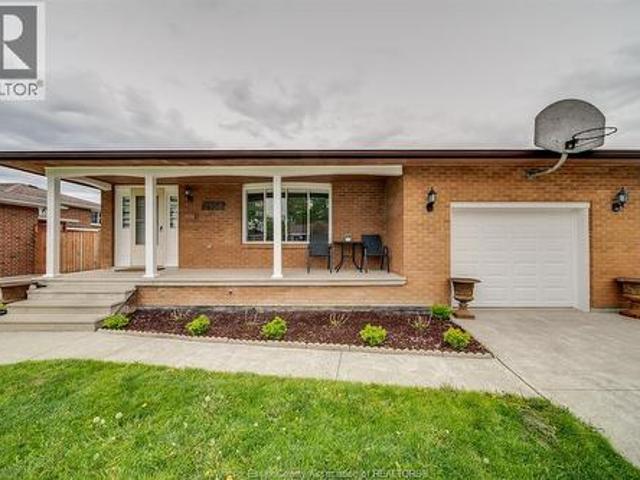 House for sale in Maidstone, Ontario