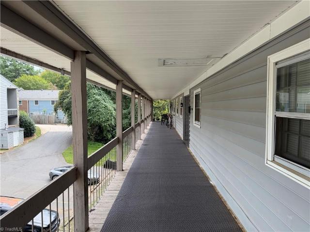 Condo for sale in Pfafftown, North Carolina