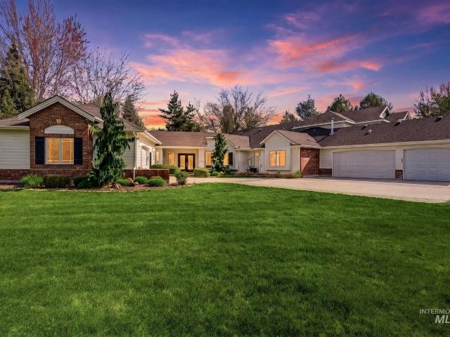House for sale in Eagle, Idaho
