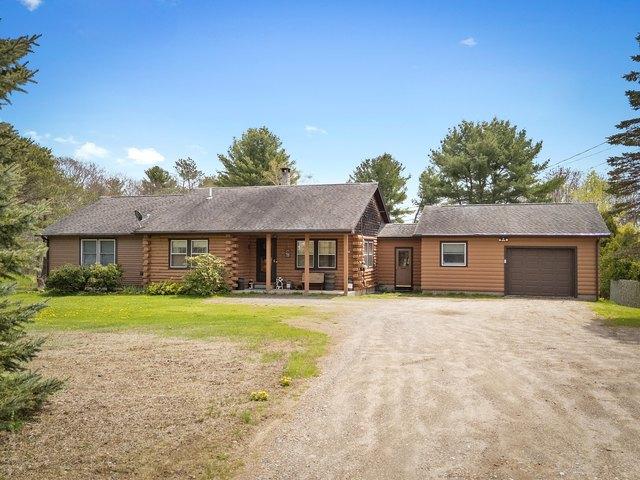 House for sale in Warren, Maine