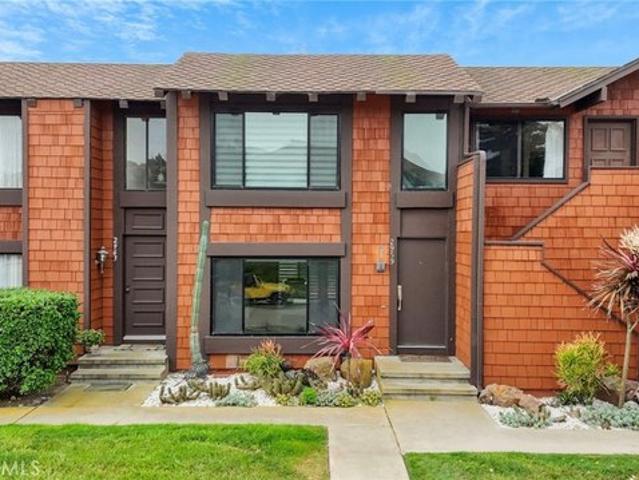 Condo for sale in Cardiff, California