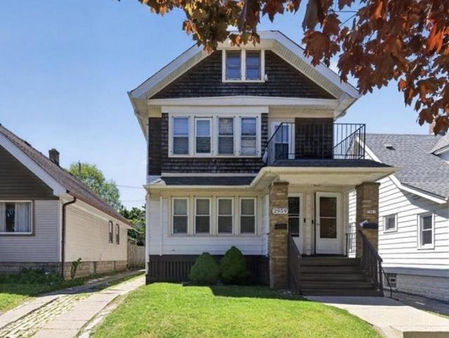 House for sale in Milwaukee, Wisconsin