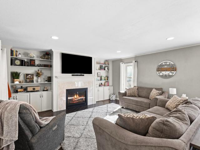 House for sale in East Troy, Walworth County