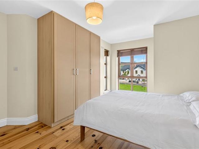 Detached House for sale in Moneygold, Connacht