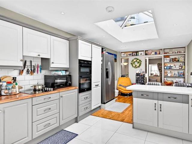 House for sale in Moneygold, Connacht