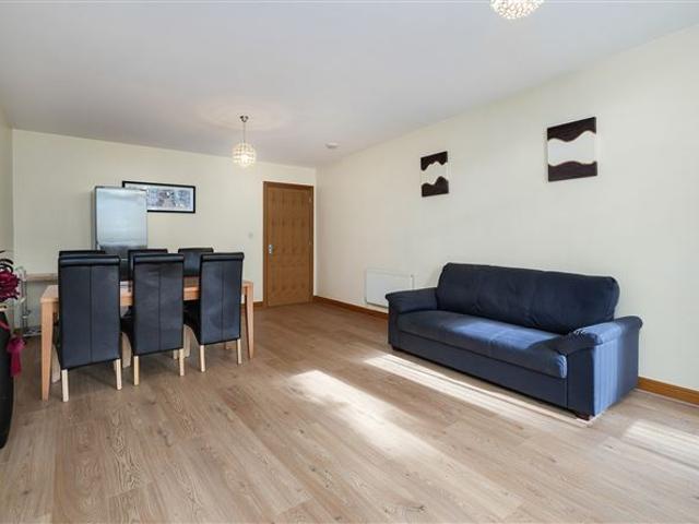Apartment for sale in Dublin 15, North Tipperary