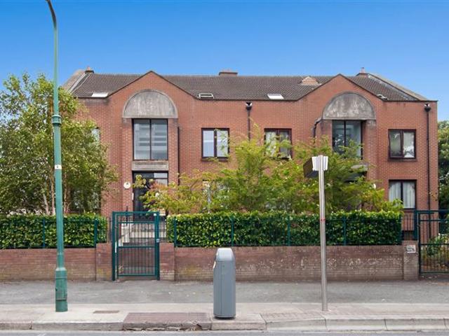 Apartment for sale in Bluebell, North Tipperary