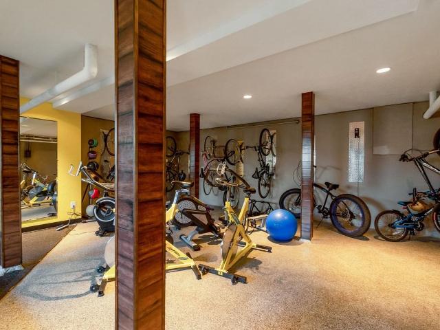 Apartment for rent in Lake Oswego, Oregon