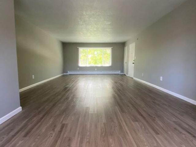 Apartment for rent in Lake Oswego, Oregon