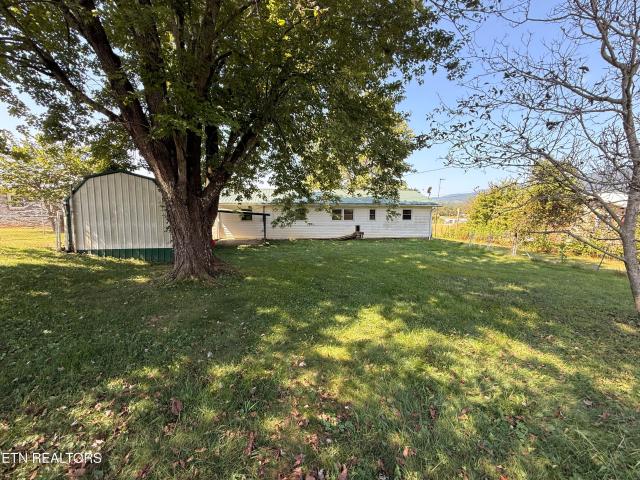 House for sale in Ewing, Lee County