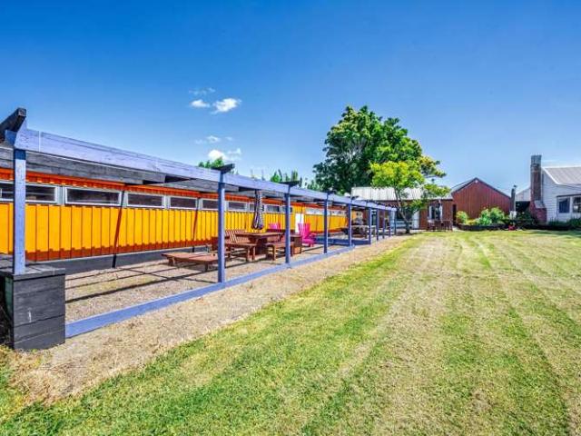 House for sale in Awhitu