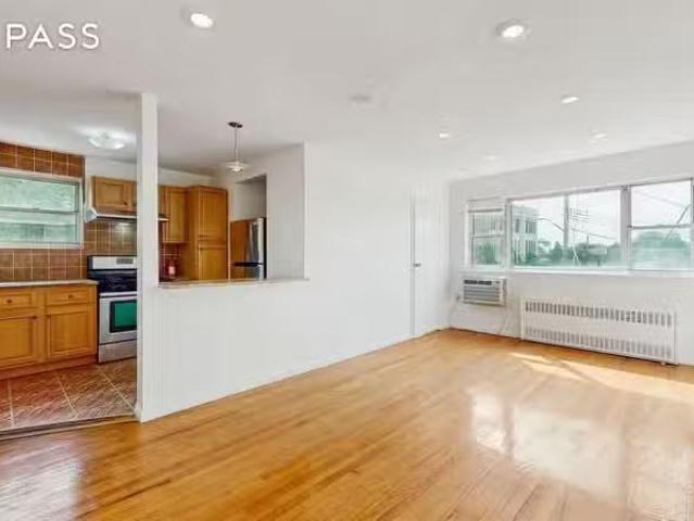 House for rent in Ridgewood