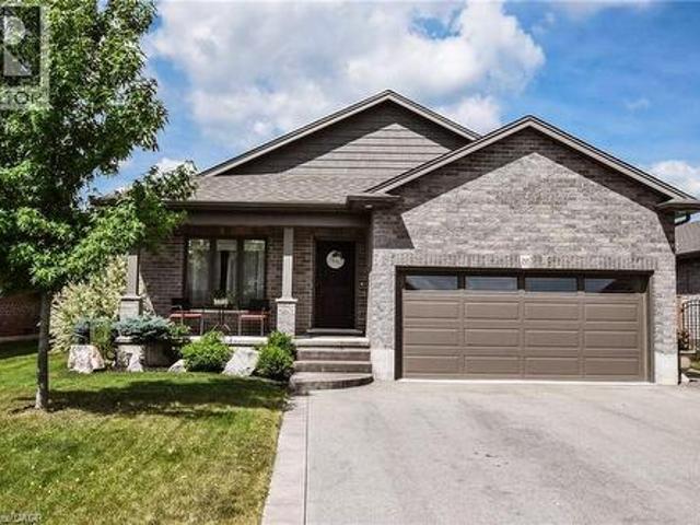 House for sale in Delhi, Ontario