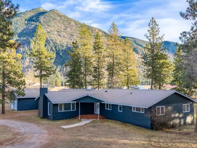 House for sale in Columbia Falls, Montana